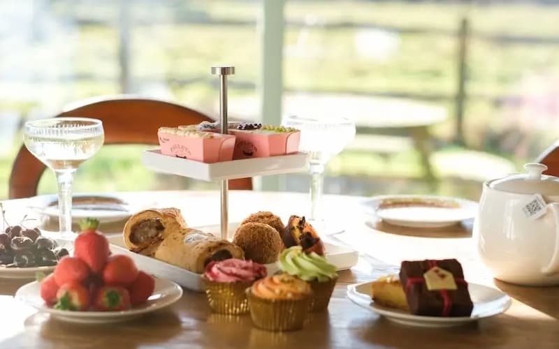Food & Beverage Online Giveaways UK: Win a Piglet's Pantry Mother's Day Hamper. Hosted by Womens Health Mag.